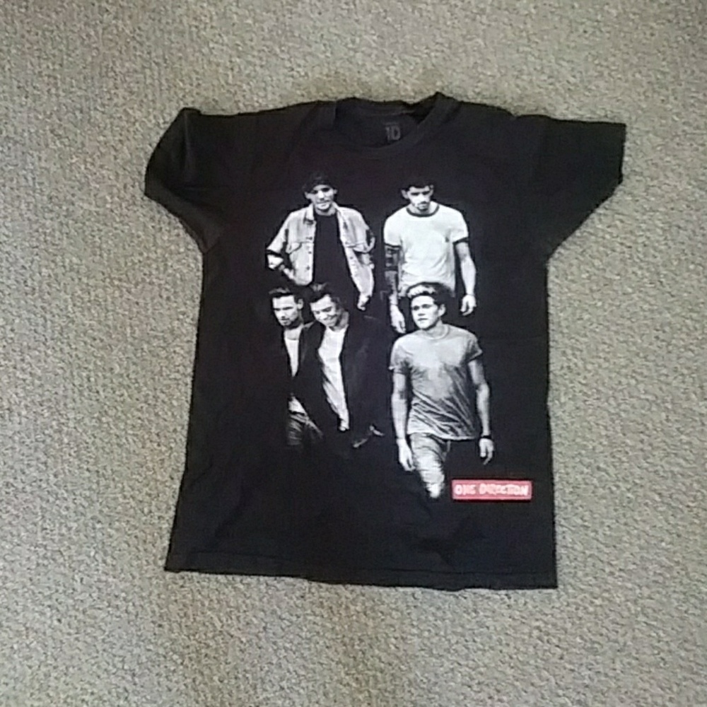 Black One Direction Tee | Hot Topic size M